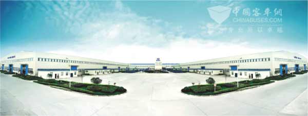 四川现代,清洁能源与新能源客车并举