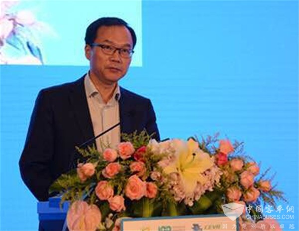 能源局黄学农：加快充电基础设施建设 支撑电动汽车发展
