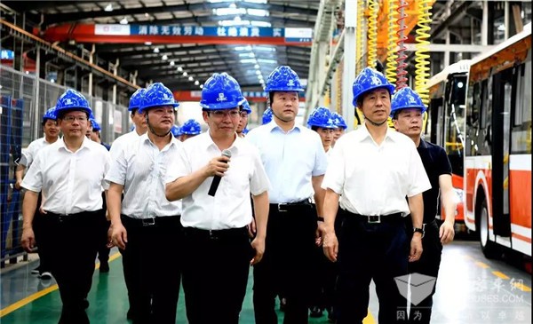 百亿产业前程似锦 许省长勉励常德中车争做行业“领跑者”