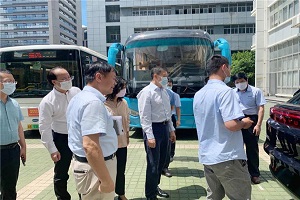 开沃新能源公交获赞 深圳市政协主席戴北方调研开沃汽车指导工作