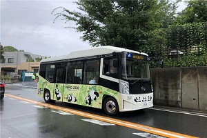 比亚迪纯电动“熊猫”巴士驶入东京 上野公园迎来首台J6