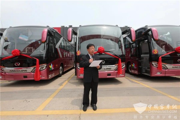 高端品质游需要怎么样的客车？金龙龙威Ⅱ代批量交付江西省旅游客运行业