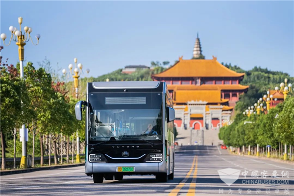 公交知识小课堂：公交车为什么是方方正正的？