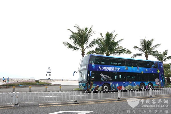 格力钛新能源 仿古铛铛车 考斯特商务车 脸谱公路车 双层观光巴士