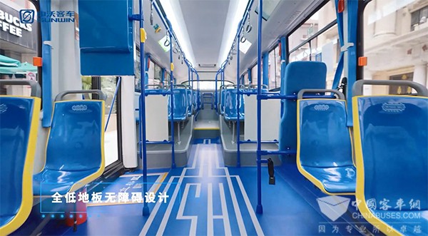 申沃客车 双源无轨电车 特色线路 复古造型 上海设计100+