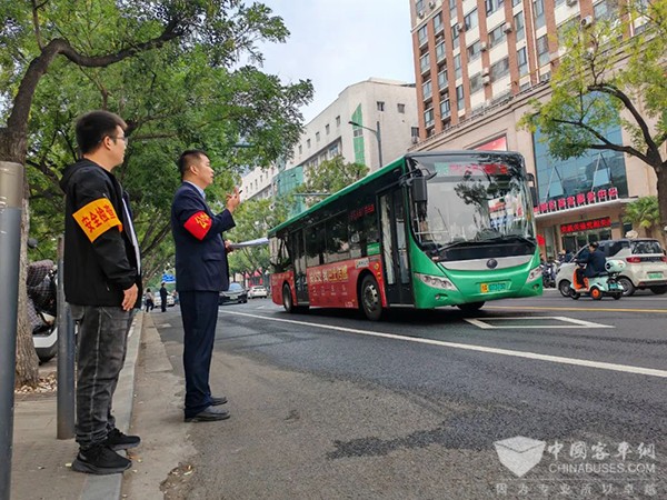 车辆行驶过程 驾驶员 导致矛盾冲突 危及行车安全