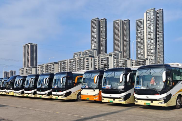 人民日报：中国制造客车护航全运会 构筑大湾区“流动风景线”