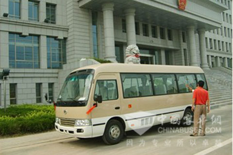 江淮宝斯通客车