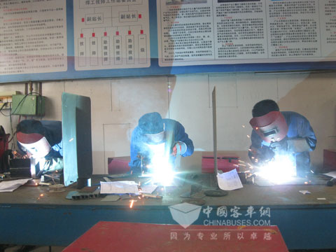 中通客车焊接技能比赛现场