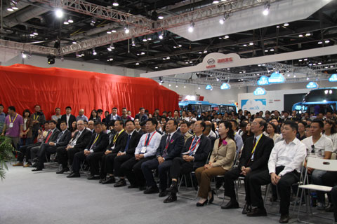 大金龙发布会现场