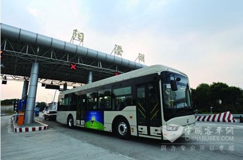 亚星YBL6127纯电动客车