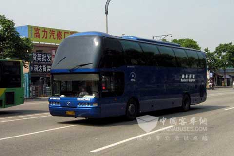 长途客车
