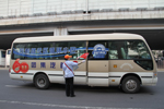 万寿路社区考斯特循环小巴获市民称赞