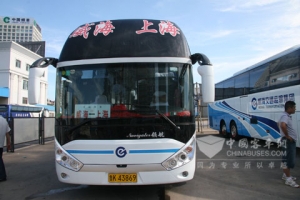 乐竞官方网站探访：中通代卧客车运营实录