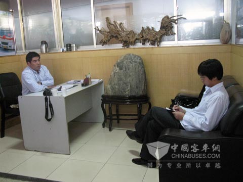 泰安交运李先明接受乐竞官方网站独家专访