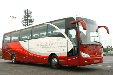 亚星豪华车型YBL123H