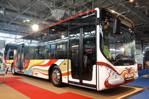 青年公交车 JNP6122G-2