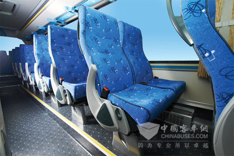 金龙客车XMQ6129Y8