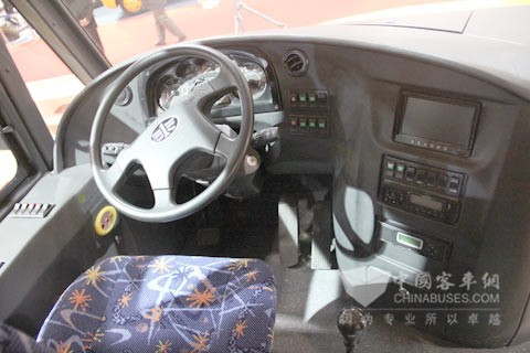一汽校车CA6900SFD21