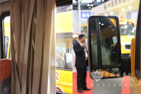 南京依维柯宝迪A42小学生专业校车