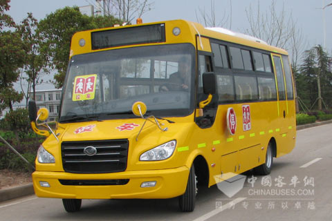 上饶校车SR6756DX