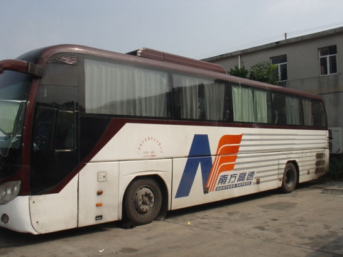 低价出售03年11月宇通ZK6120H曼客车,座位42座