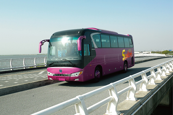 申龙SLK6118L5A客车（柴油国四24-53座）