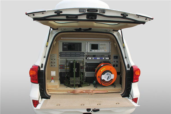 宇通ZK5030XTX1通信车（汽油国四2-5座）
