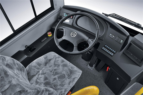 金旅XML6125JEV60C公交车（纯电动10-38座）