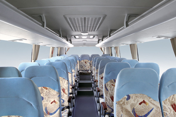 金旅XML6807J35N客车（天然气国五24-33座）