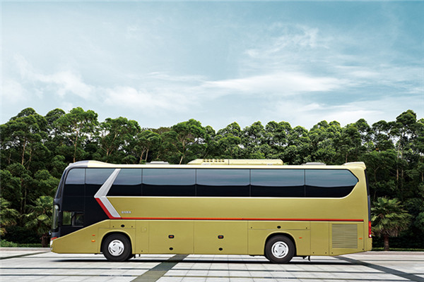金龙XMQ6129FYN5B客车（天然气国五24-51座）