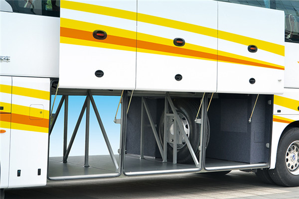 金龙XMQ6125CYD5A客车（柴油国五24-54座）
