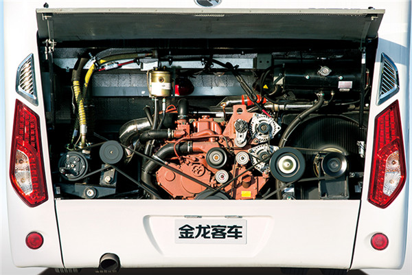 金龙XMQ6802AYD5D客车（柴油国五24-34座）
