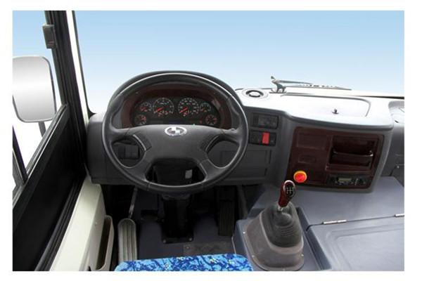 少林SLG6668C5GE公交车（柴油国五10-25座）