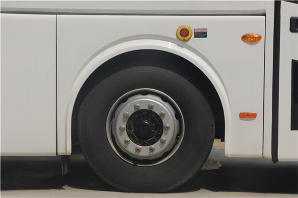 南京金龙NJL6117BEV20客车（纯电动24-53座）