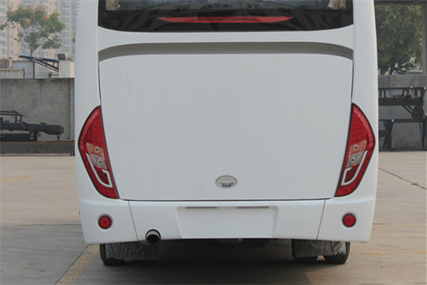 南京金龙NJL6107Y5客车（柴油国五24-55座）