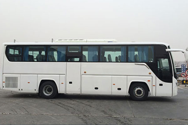 福田欧辉BJ6120U8LJB-4客车（柴油国五24-55座）