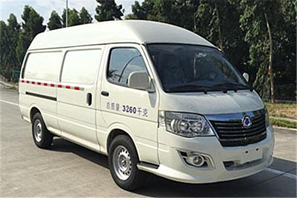 申龙SLK5030XXYE0BEV01厢式运输车（纯电动2座）