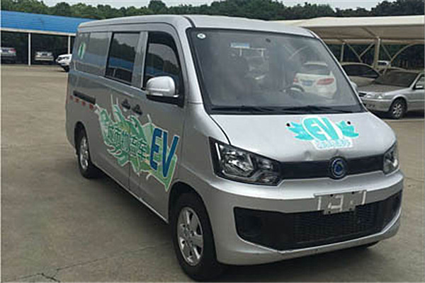 申龙SLK5021XXYE0BEV01厢式运输车（纯电动2座）
