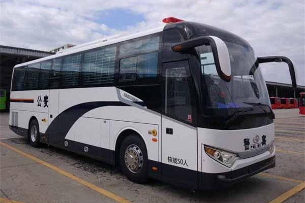 金龙XMQ5110XQC囚车（柴油国五24-35座）