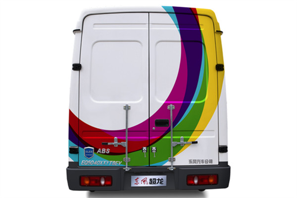 东风超龙EQ5040XXYTBEV3厢式运输车（纯电动2-3座）
