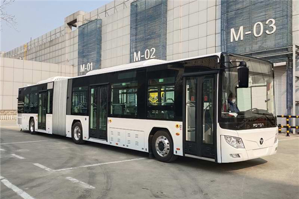 福田欧辉BJ6160SHEVCA-3插电式铰接公交车（天然气/电混动国六28-33座）