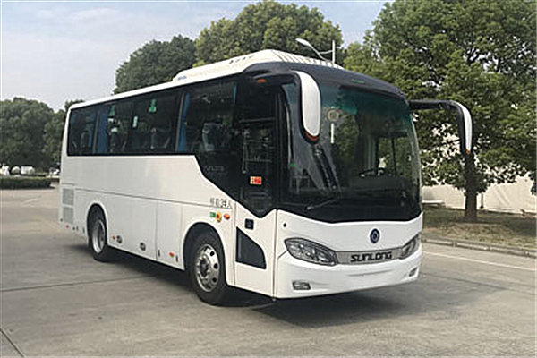 申龙SLK6813GLD6客车（柴油国六24-36座）