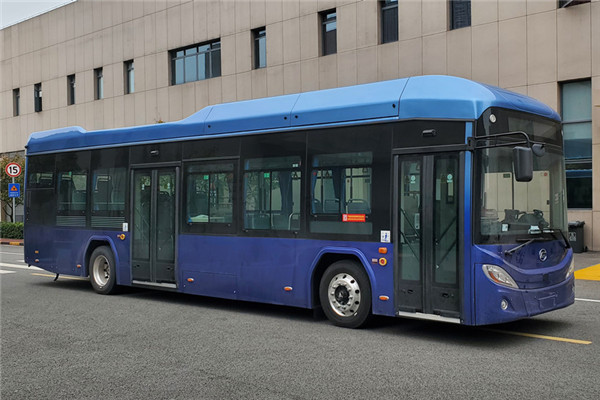 飞驰FSQ6121FCEVGA公交车（氢燃料电池22-35座）